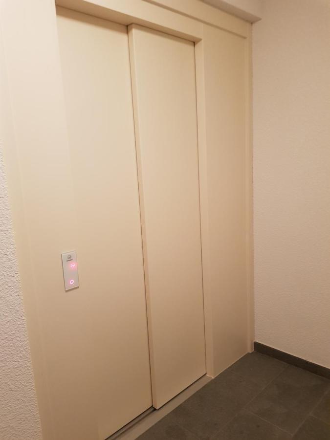 Koksijde Zeedijk La Digue 102 Appartement Met Garage - Lateraal Zeezicht Bagian luar foto