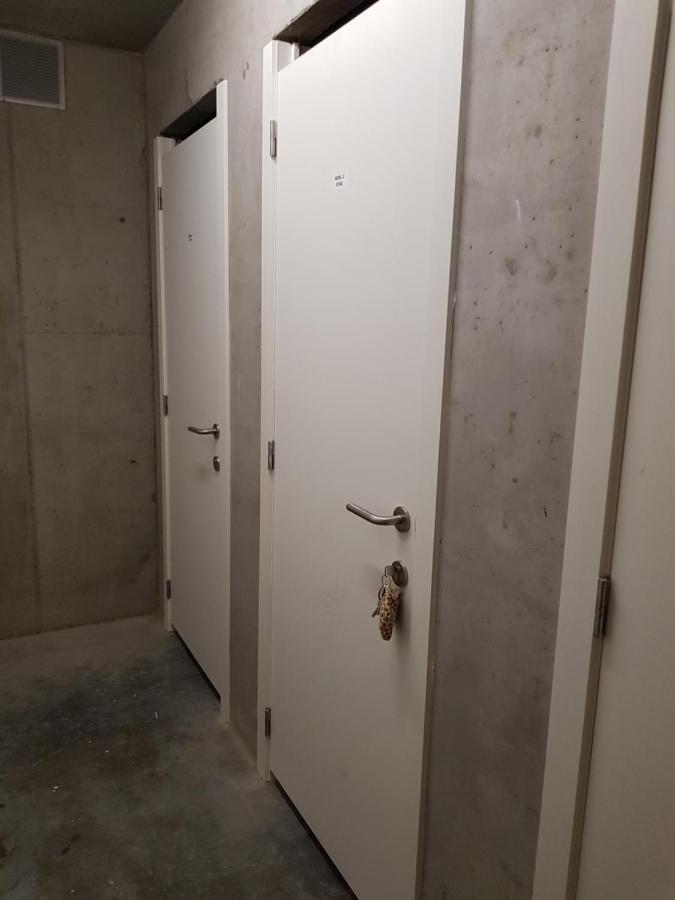 Koksijde Zeedijk La Digue 102 Appartement Met Garage - Lateraal Zeezicht Bagian luar foto
